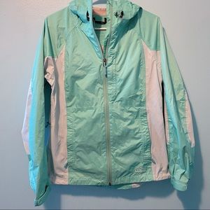 💚 LIKE NEW L.L. Bean Raincoat
